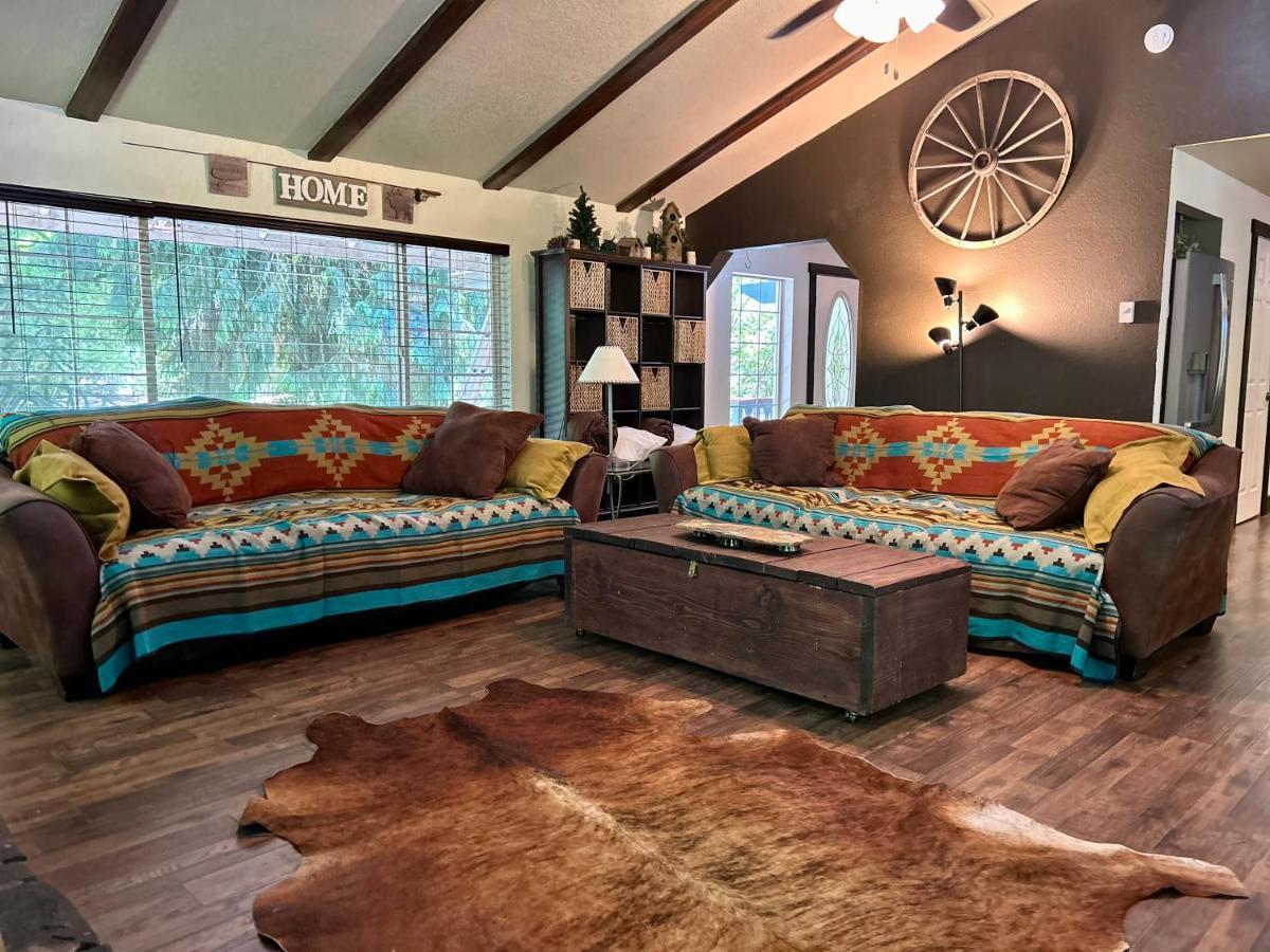 Cozy Bird House W Big Screen! Mount Hood Village Bagian luar foto