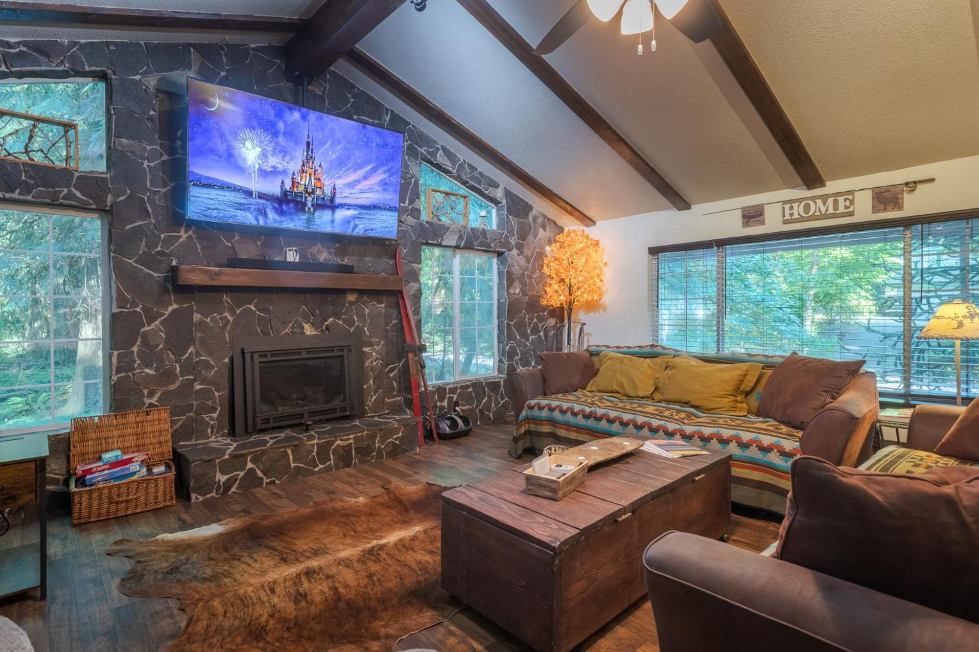 Cozy Bird House W Big Screen! Mount Hood Village Bagian luar foto